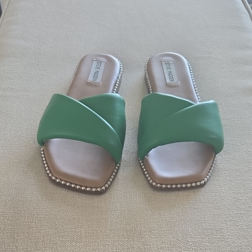 Steve Madden Green Sandals with Sleek Design, Barely Worn